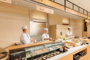 هتل New Hankyu Osaka