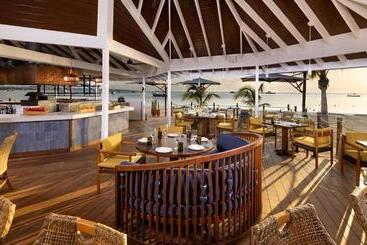 استراحتگاه Sandals Negril All Inclusive Couples Only