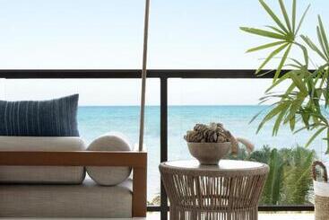 استراحتگاه Sandals Negril   All Inclusive Couples Only