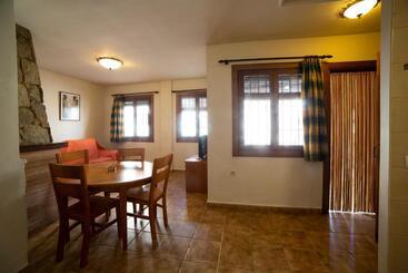 Apartamentos Berrocal - Alcala del Jucar
