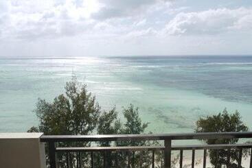 هتل Aquarius Beach Tower