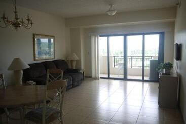 هتل Aquarius Beach Tower