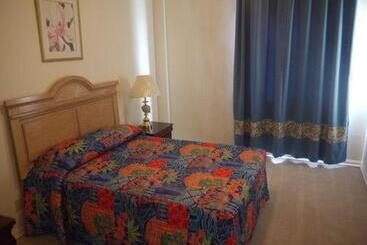 هتل Aquarius Beach Tower