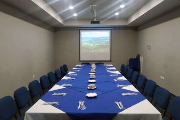 هتل Best Western Santorin