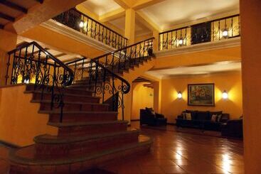 هتل Casa Cantarranas