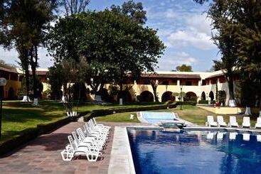 هتل Casa Cantarranas
