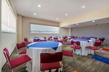 هتل Comfort Inn Queretaro