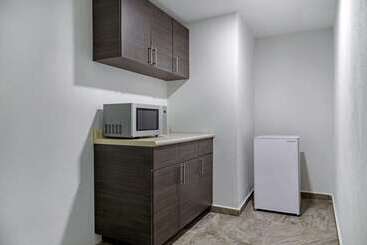 هتل Comfort Inn Queretaro