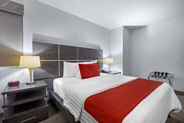 هتل Comfort Inn Queretaro