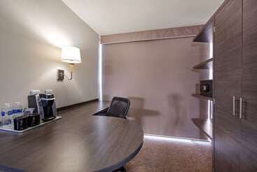 هتل Comfort Inn Queretaro