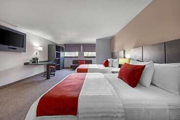 هتل Comfort Inn Queretaro