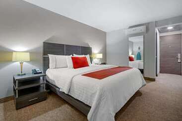هتل Comfort Inn Queretaro