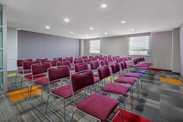 هتل Comfort Inn Queretaro