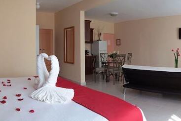هتل Estancia Real Cabo San Lucas