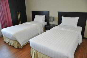 בית מלון כפרי Likas Square Apartment