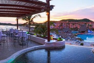 هتل Los Angeles Locos   All Inclusive
