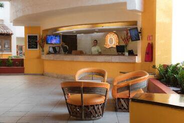هتل Los Angeles Locos   All Inclusive