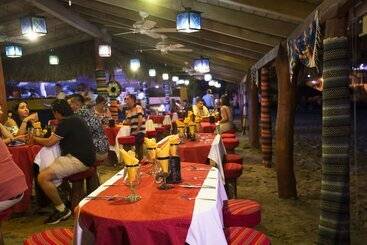 هتل Los Angeles Locos   All Inclusive