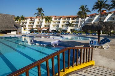 هتل Los Angeles Locos   All Inclusive