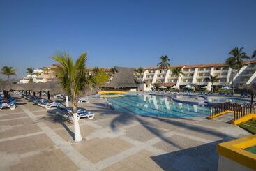 هتل Los Angeles Locos   All Inclusive