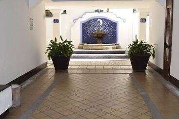 ホテル Puerto De Luna Pet Friendly And Family Suites