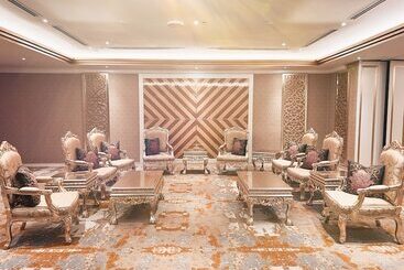 هتل Puteri Wing  Riverside Majestic