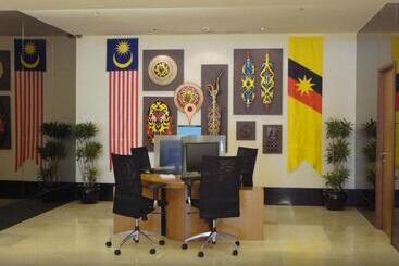 هتل Puteri Wing  Riverside Majestic