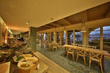 هتل Resorts World Langkawi