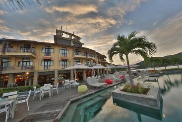 هتل Resorts World Langkawi