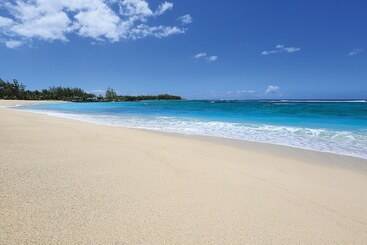 هتل Shandrani Beachcomber Resort & Spa