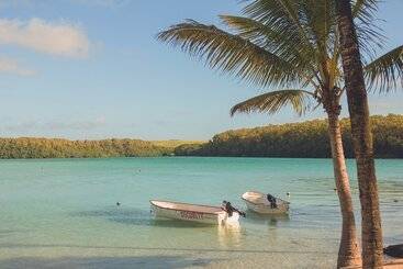 هتل Shandrani Beachcomber Resort & Spa