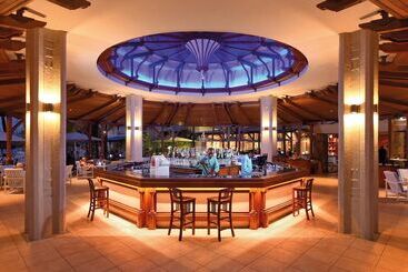 هتل Shandrani Beachcomber Resort & Spa