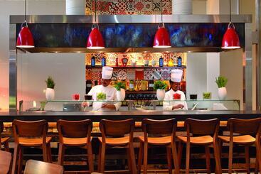 هتل Shandrani Beachcomber Resort & Spa