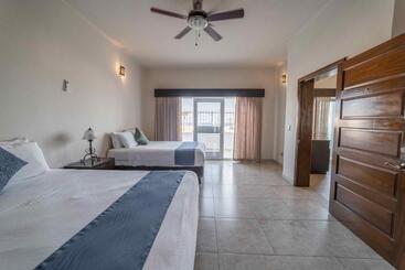 هتل & Suites El Moro