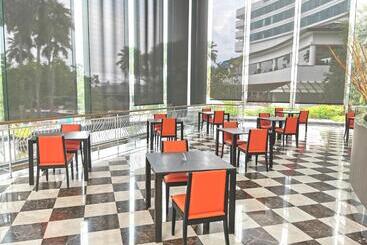 هتل Thistle Johor Bahru