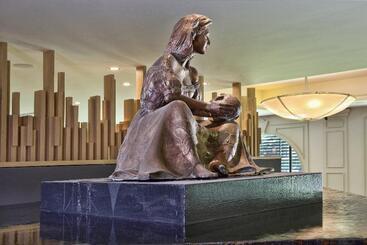 هتل Villahermosa Marriott