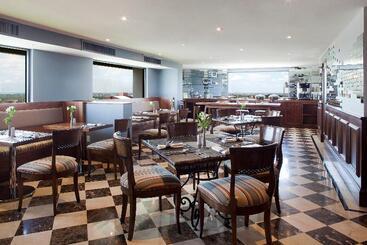 هتل Villahermosa Marriott