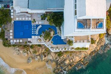 Fiesta Americana Acapulco Villas