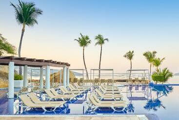 Fiesta Americana Acapulco Villas