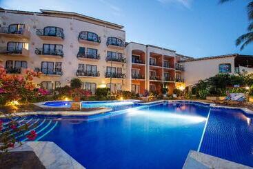 Flamingo Vallarta Hotel & Marina