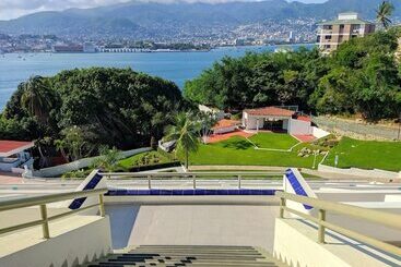 هتل Aristos Acapulco