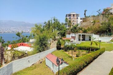 هتل Aristos Acapulco