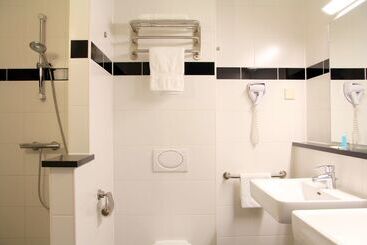 هتل Best Western Plus Amsterdam Airport