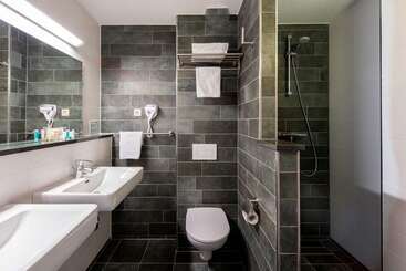 هتل Best Western Plus Amsterdam Airport