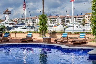 Flamingo Vallarta Hotel & Marina