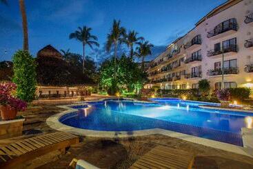 Flamingo Vallarta Hotel & Marina