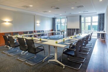 هتل Golden Tulip Ampt Van Nijkerk