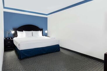 هتل Hilton Mexico City Airport