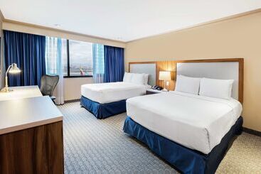 هتل Hilton Mexico City Airport