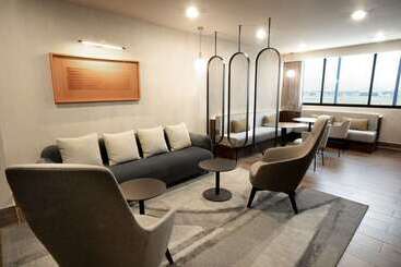 هتل Hilton Mexico City Airport